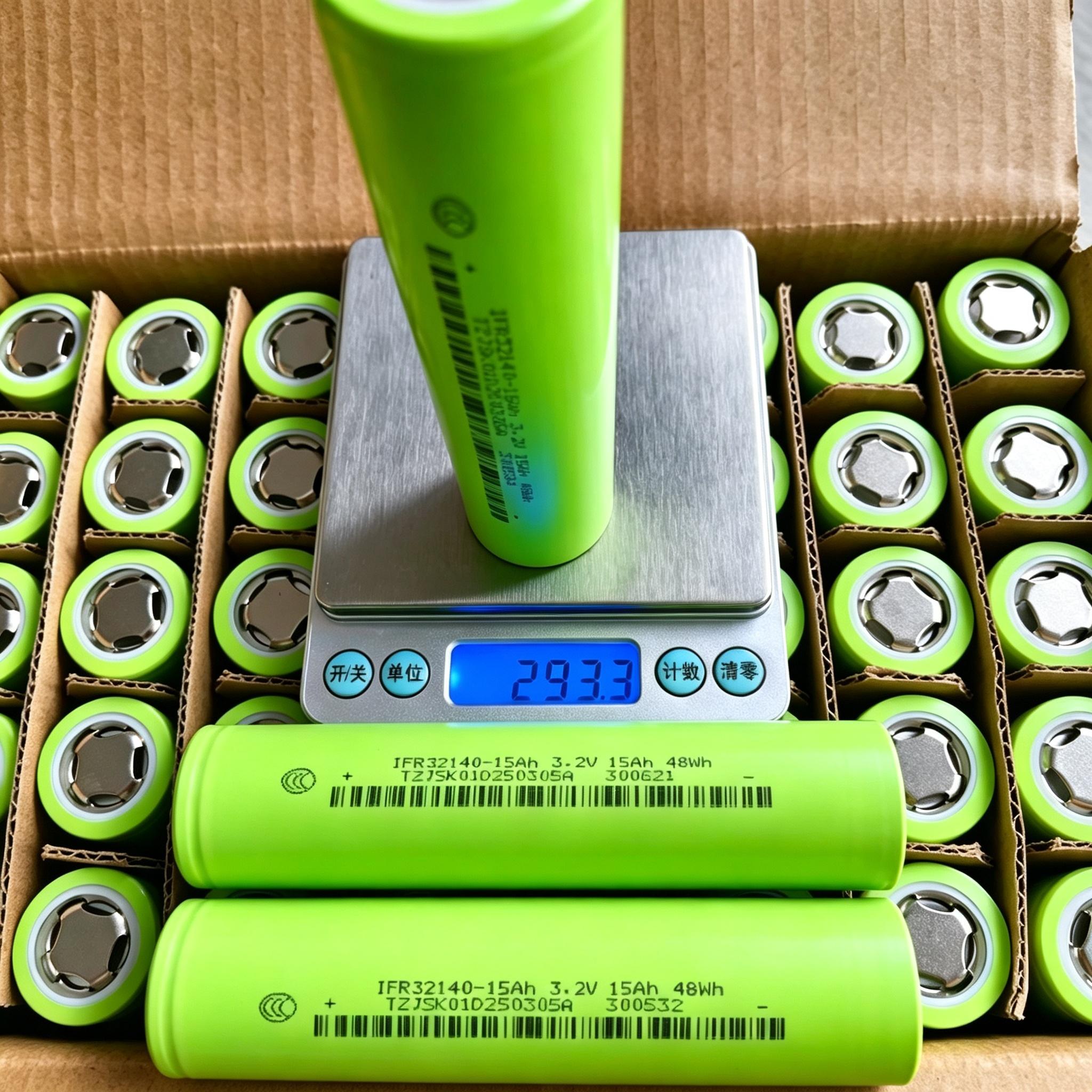 Premium JSK 15Ah 3C Solid State LiFePO4 Battery 32140 Cell 3.2V Cylindrical Lithium Iron Phosphate for Solar ESS RV Marine（40 pieces/box）